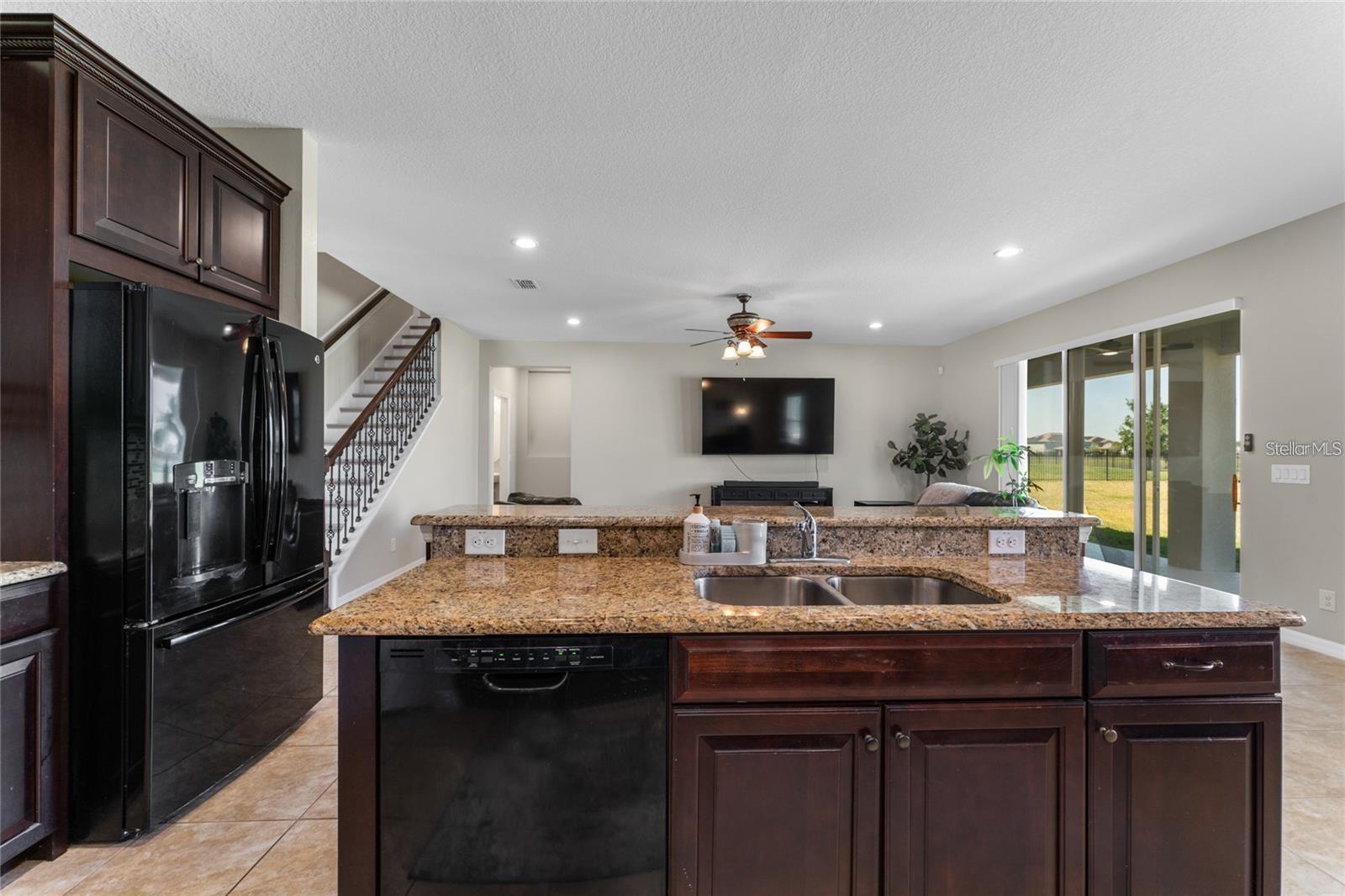 14537 San Lorenzo Dr Property Photo 12