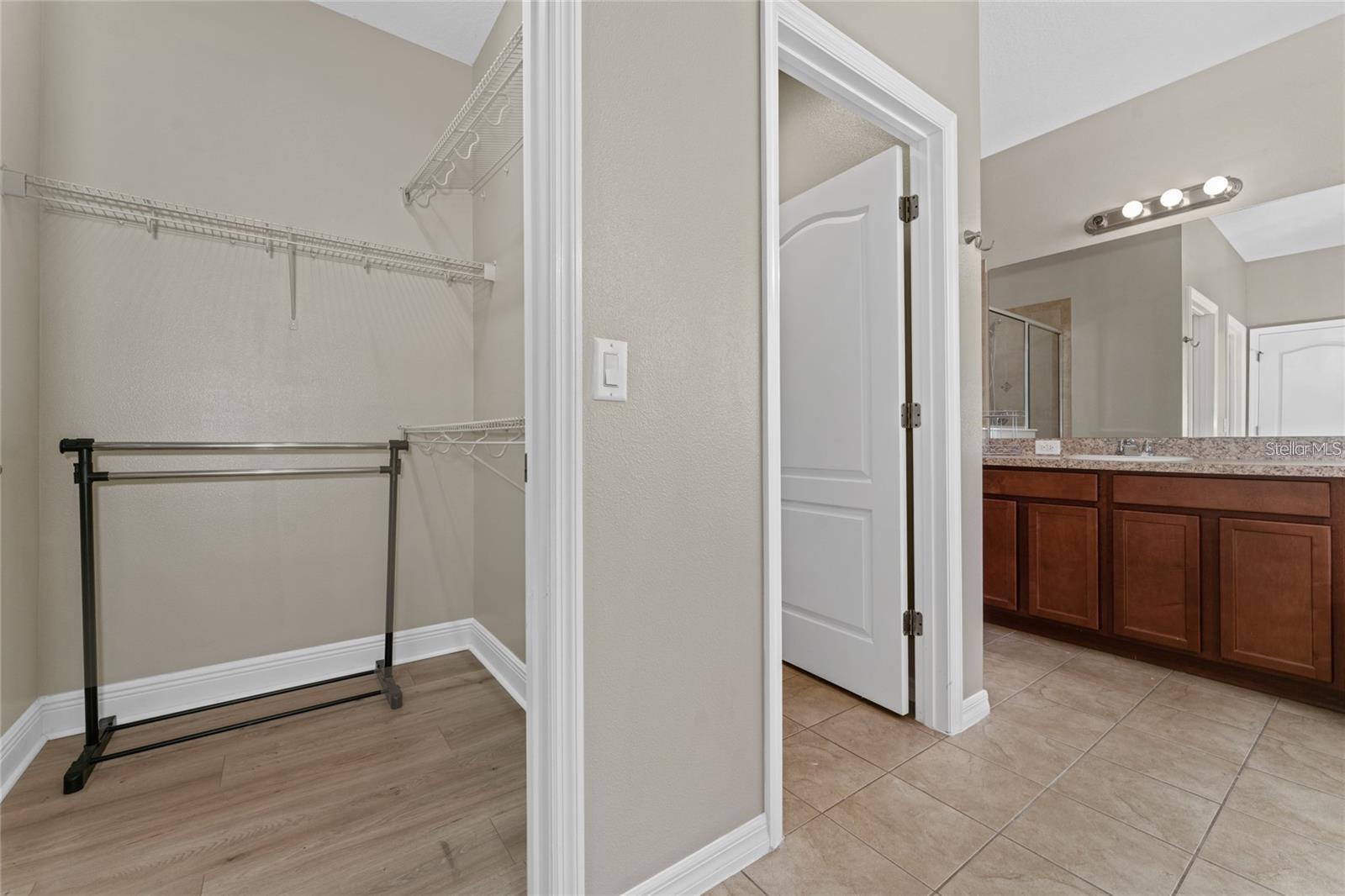14537 San Lorenzo Dr Property Photo 19