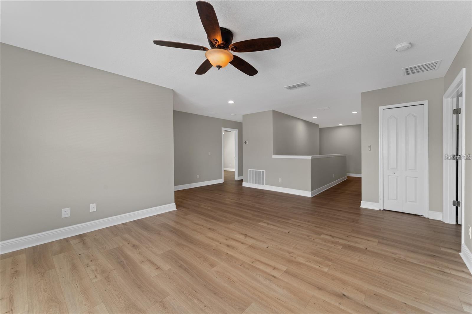 14537 San Lorenzo Dr Property Photo 24