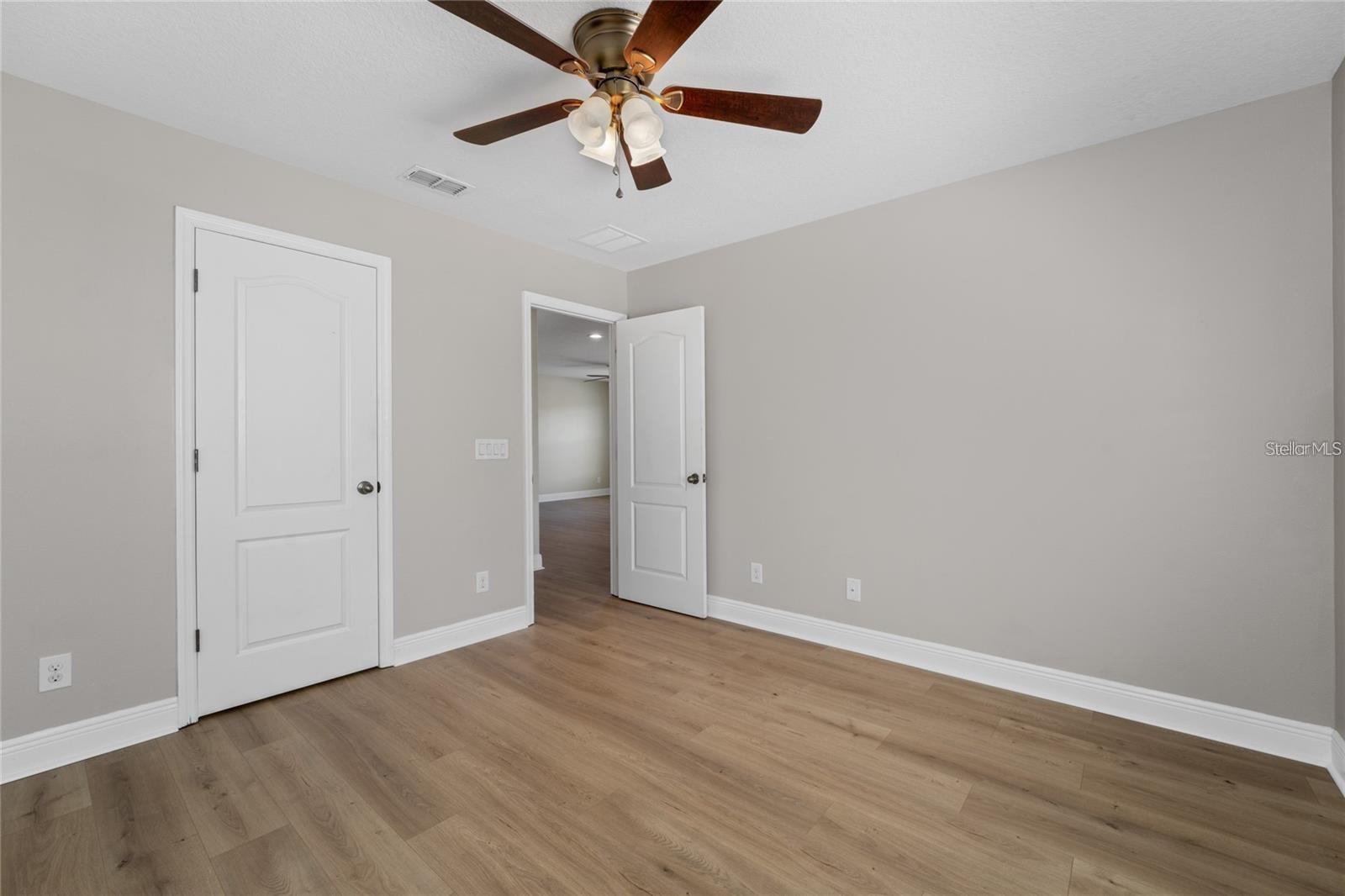 14537 San Lorenzo Dr Property Photo 30