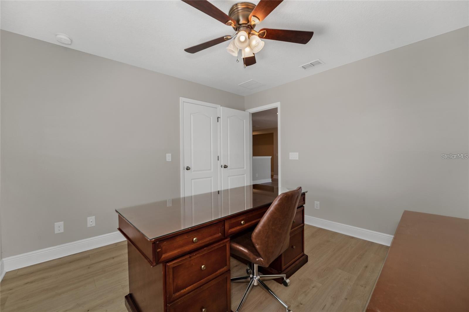 14537 San Lorenzo Dr Property Photo 35