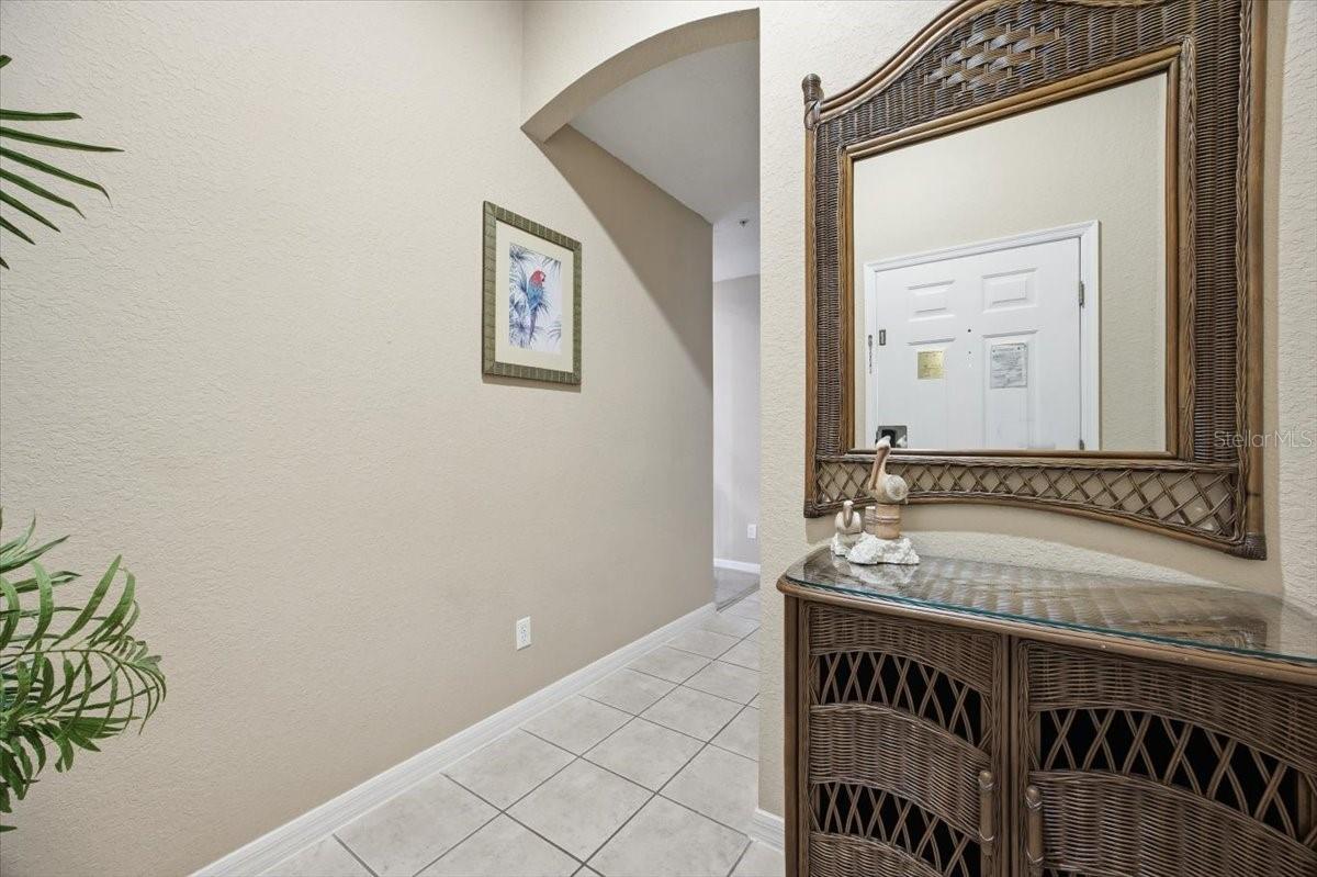 808 Lucaya Loop Property Photo 4