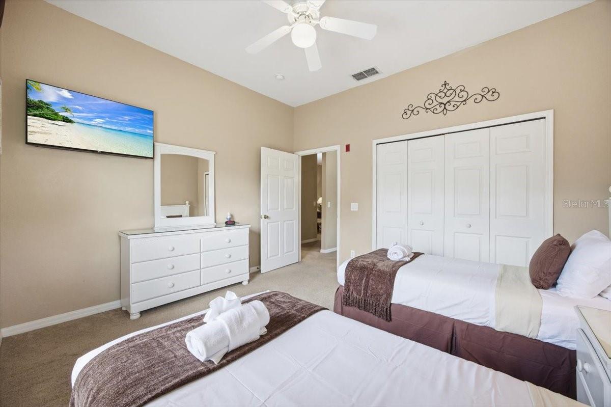 808 Lucaya Loop Property Photo 15