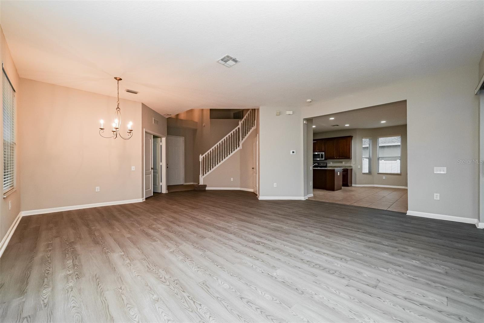 2026 Heartland Cir Property Photo 2