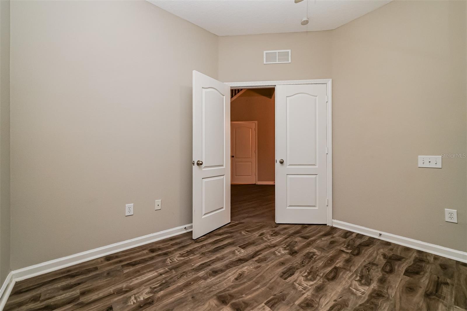 2026 Heartland Cir Property Photo 12