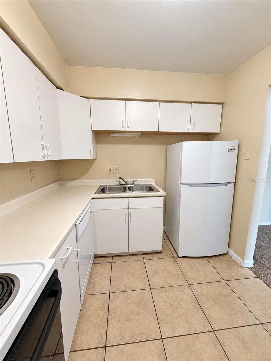 306 Cherokee Ct #f Property Photo 15