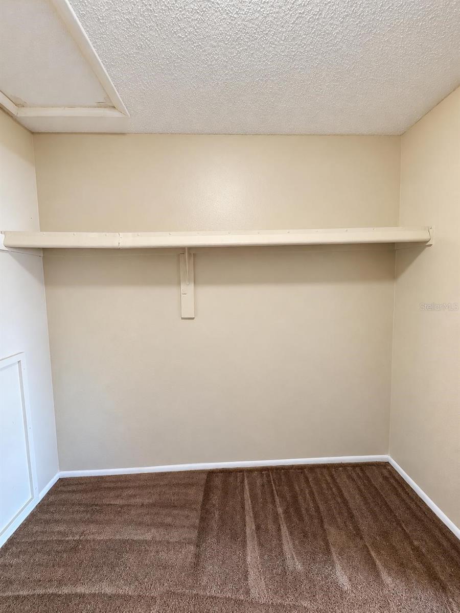 306 Cherokee Ct #f Property Photo 20