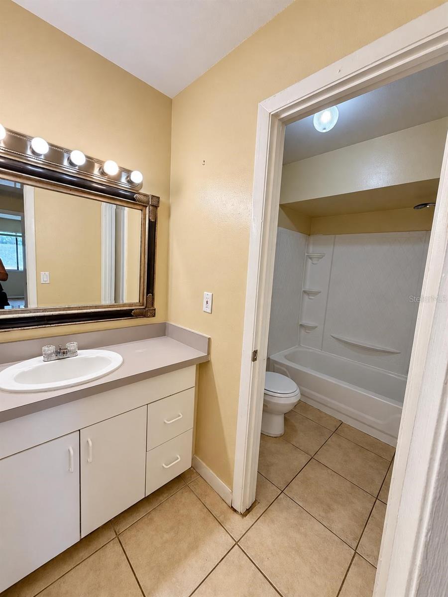 306 Cherokee Ct #f Property Photo 22