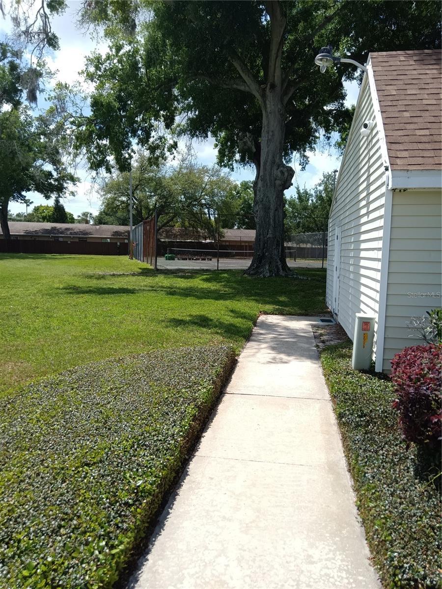 306 Cherokee Ct #f Property Photo 31