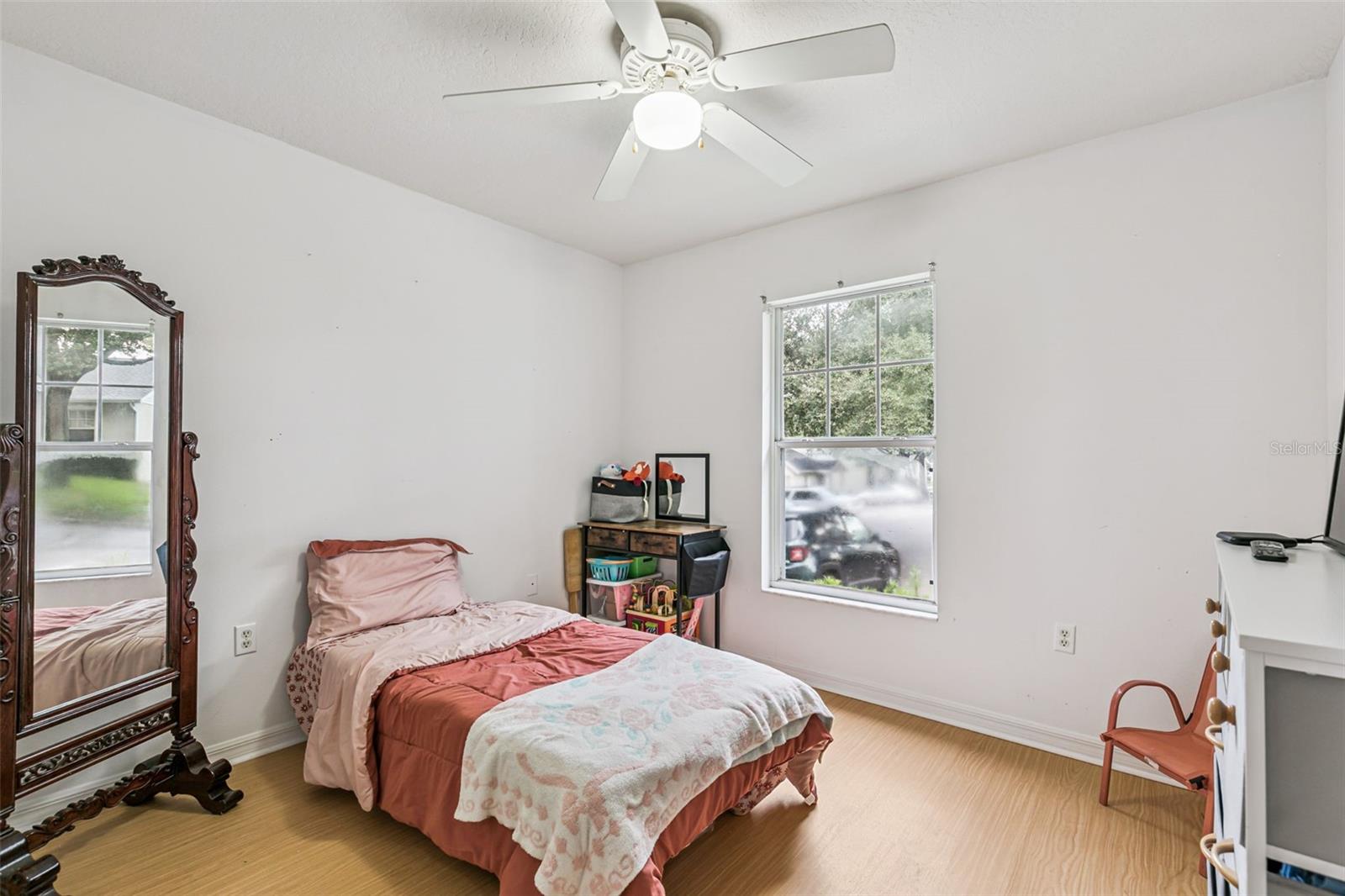 608 S Grand Hwy Property Photo 17