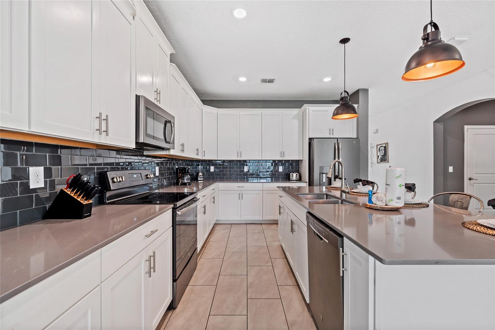 8983 Backswing Way Property Photo 10