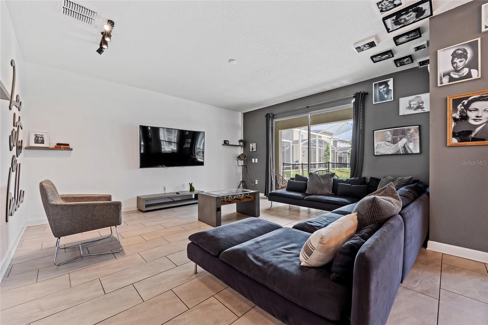 8983 Backswing Way Property Photo 13