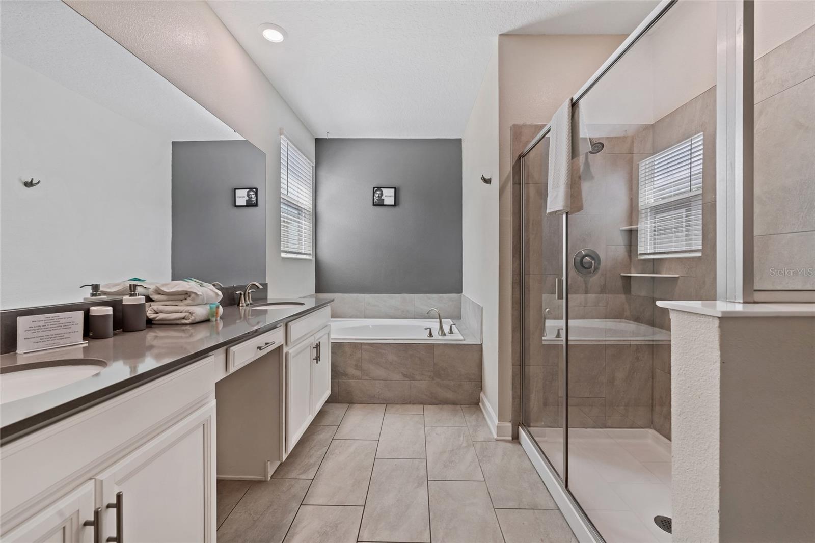 8983 Backswing Way Property Photo 24