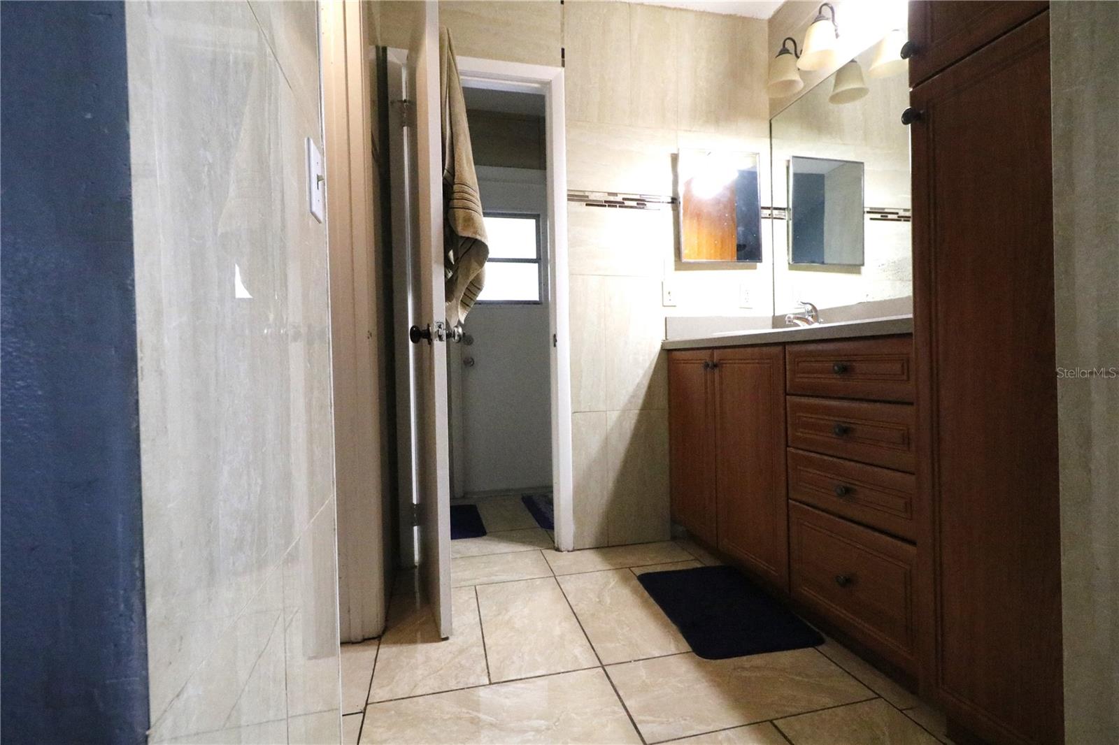 1419 Carriage Oak Ct Property Photo 5