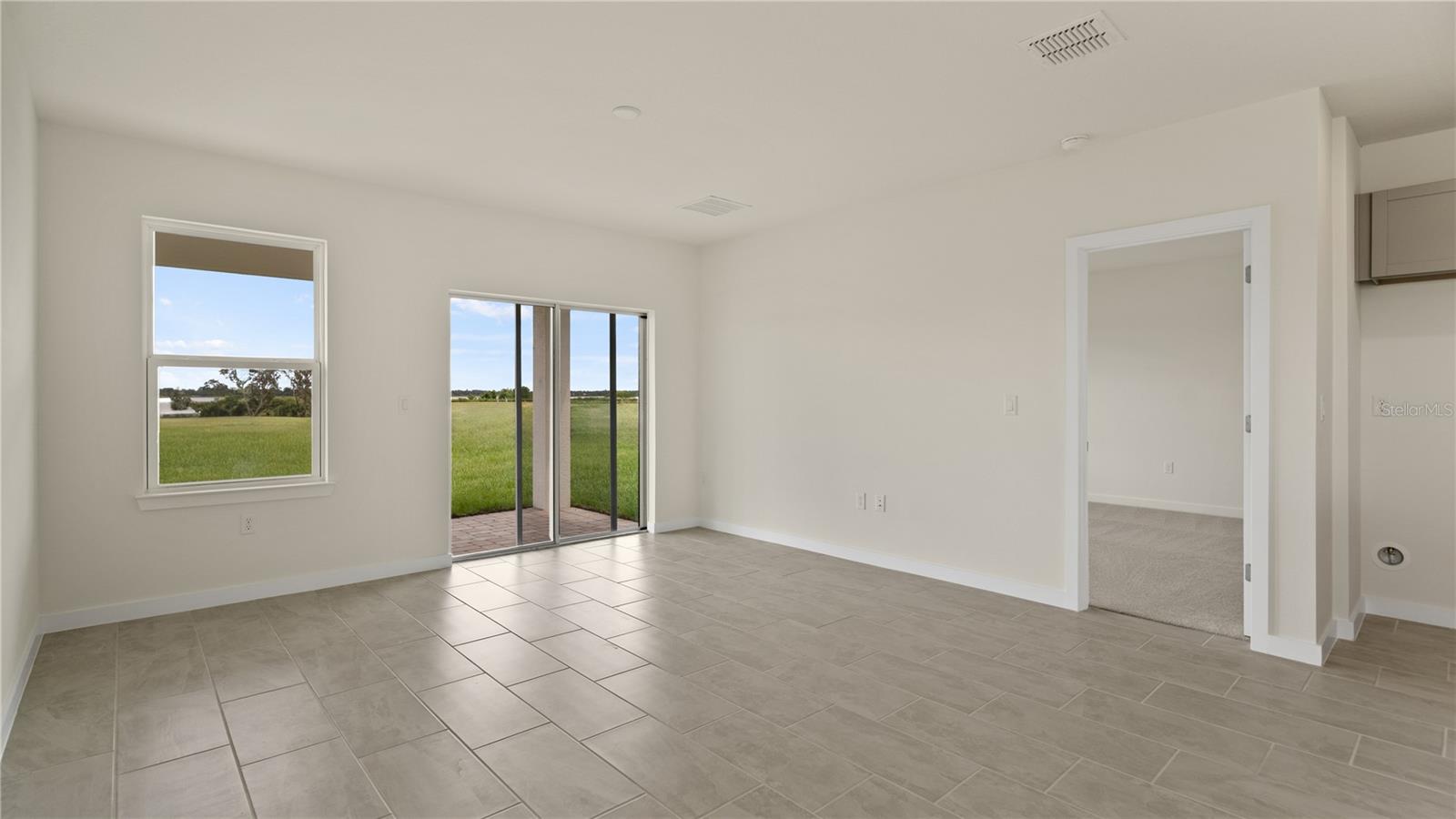 816 Andrew St Property Photo 10