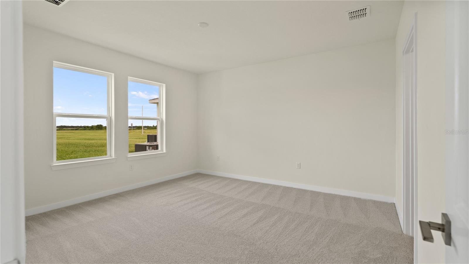 816 Andrew St Property Photo 15