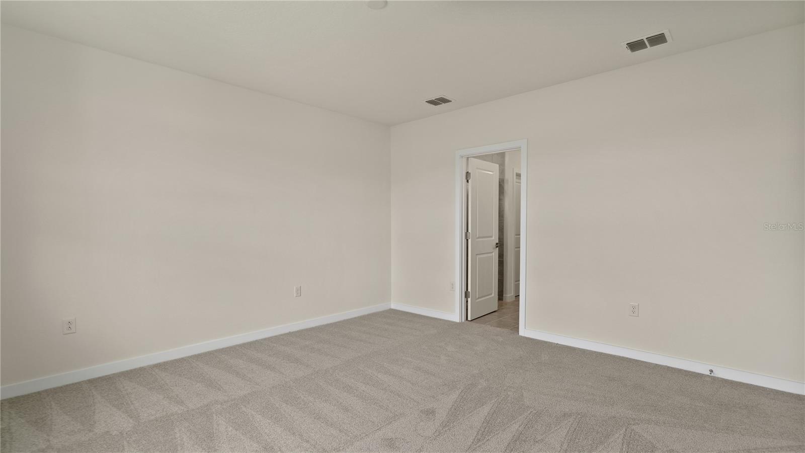 816 Andrew St Property Photo 17