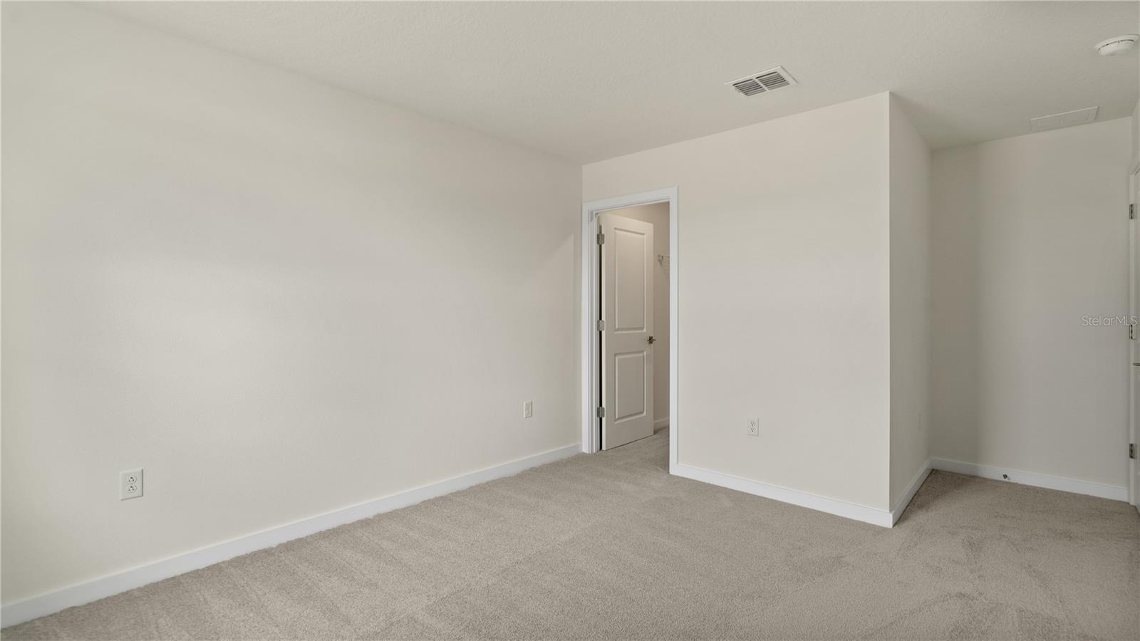 816 Andrew St Property Photo 33
