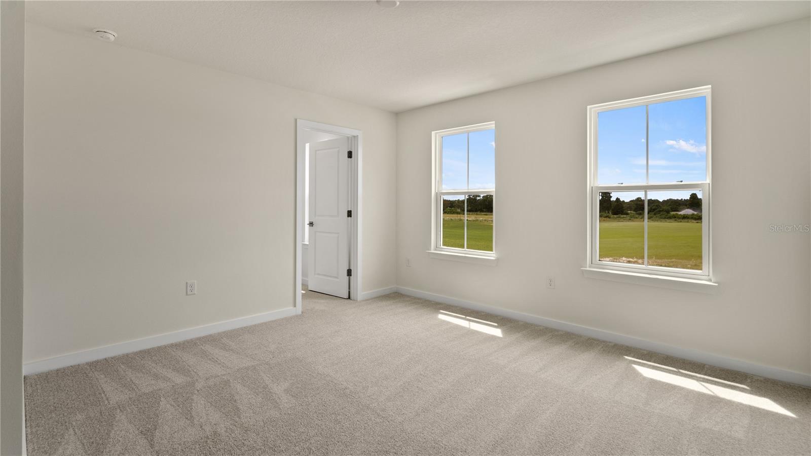 816 Andrew St Property Photo 39