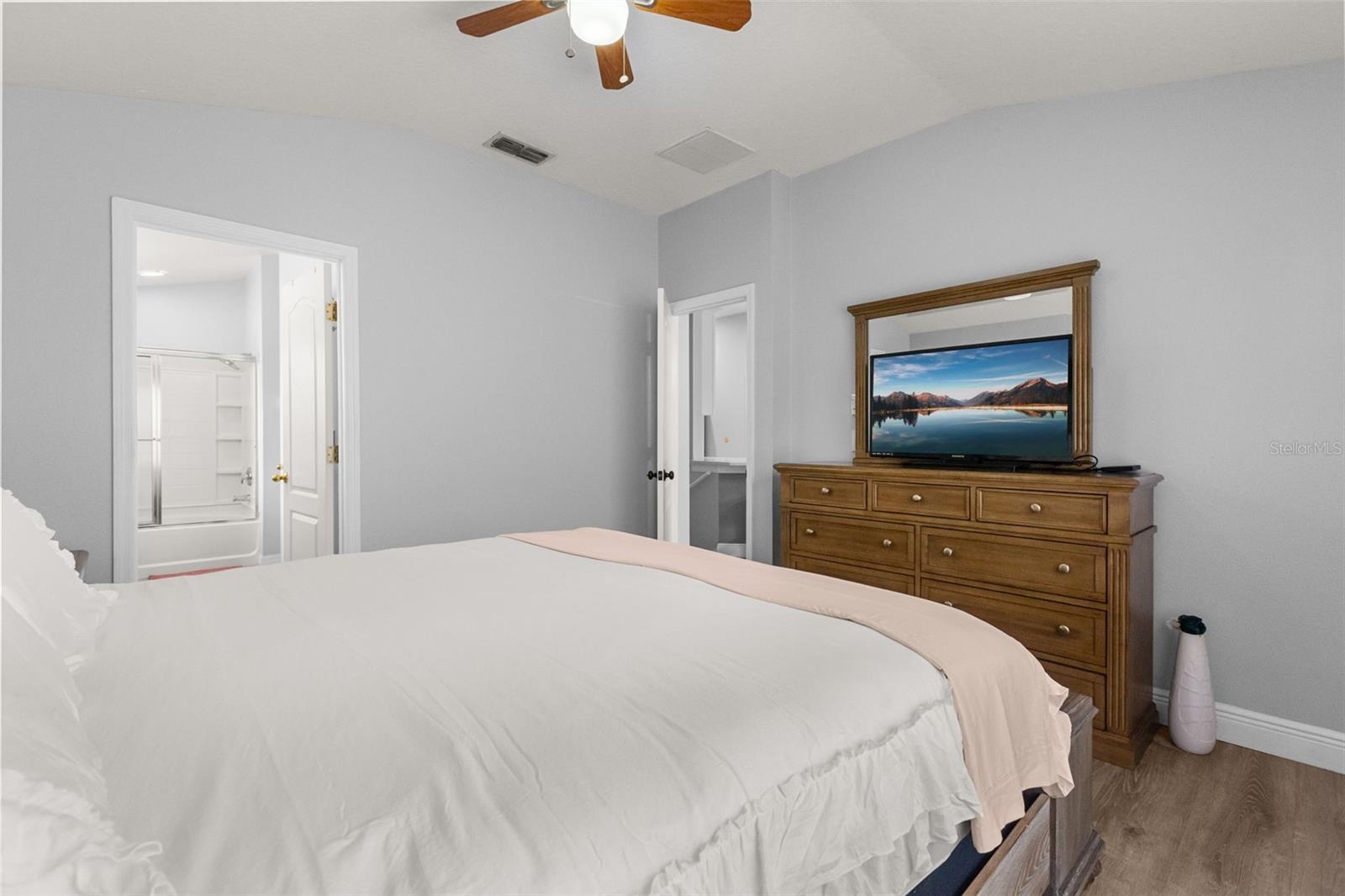 2026 Estancia Cir #a Property Photo 14