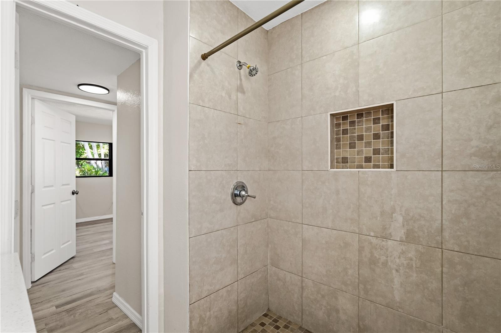 2601 Healy Dr Property Photo 32