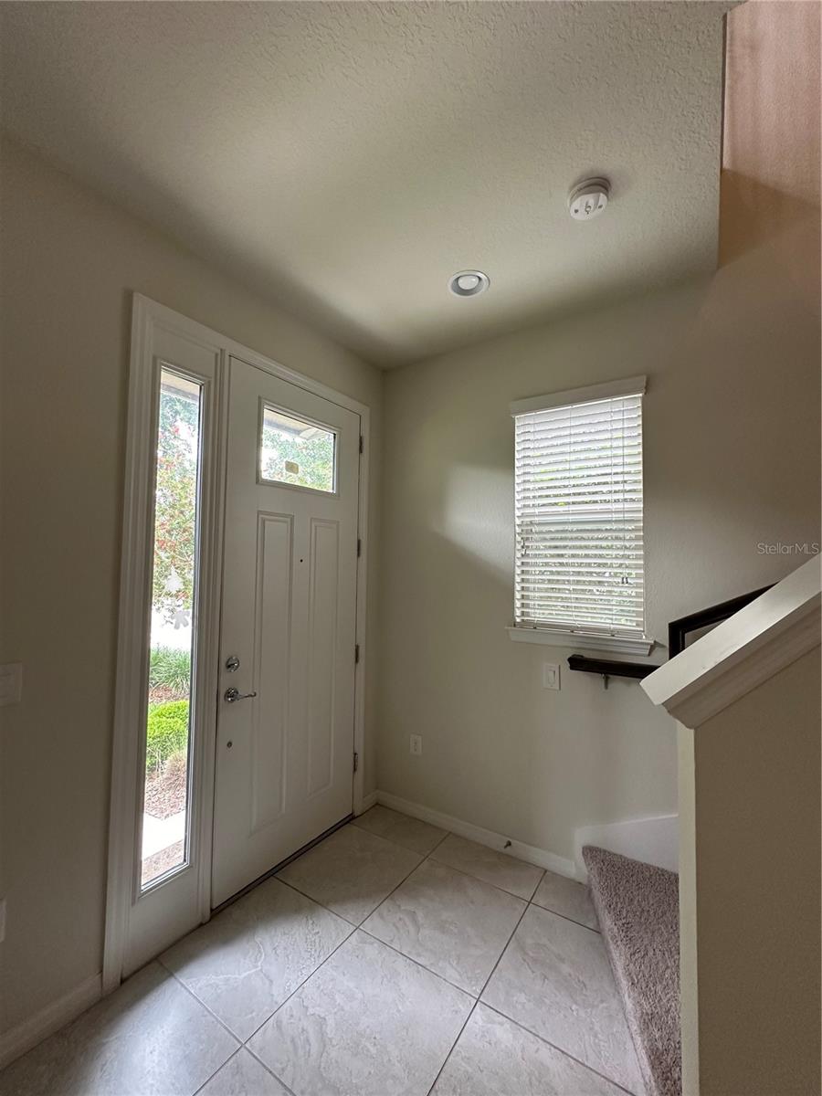 527 Piazza Pt Property Photo 3