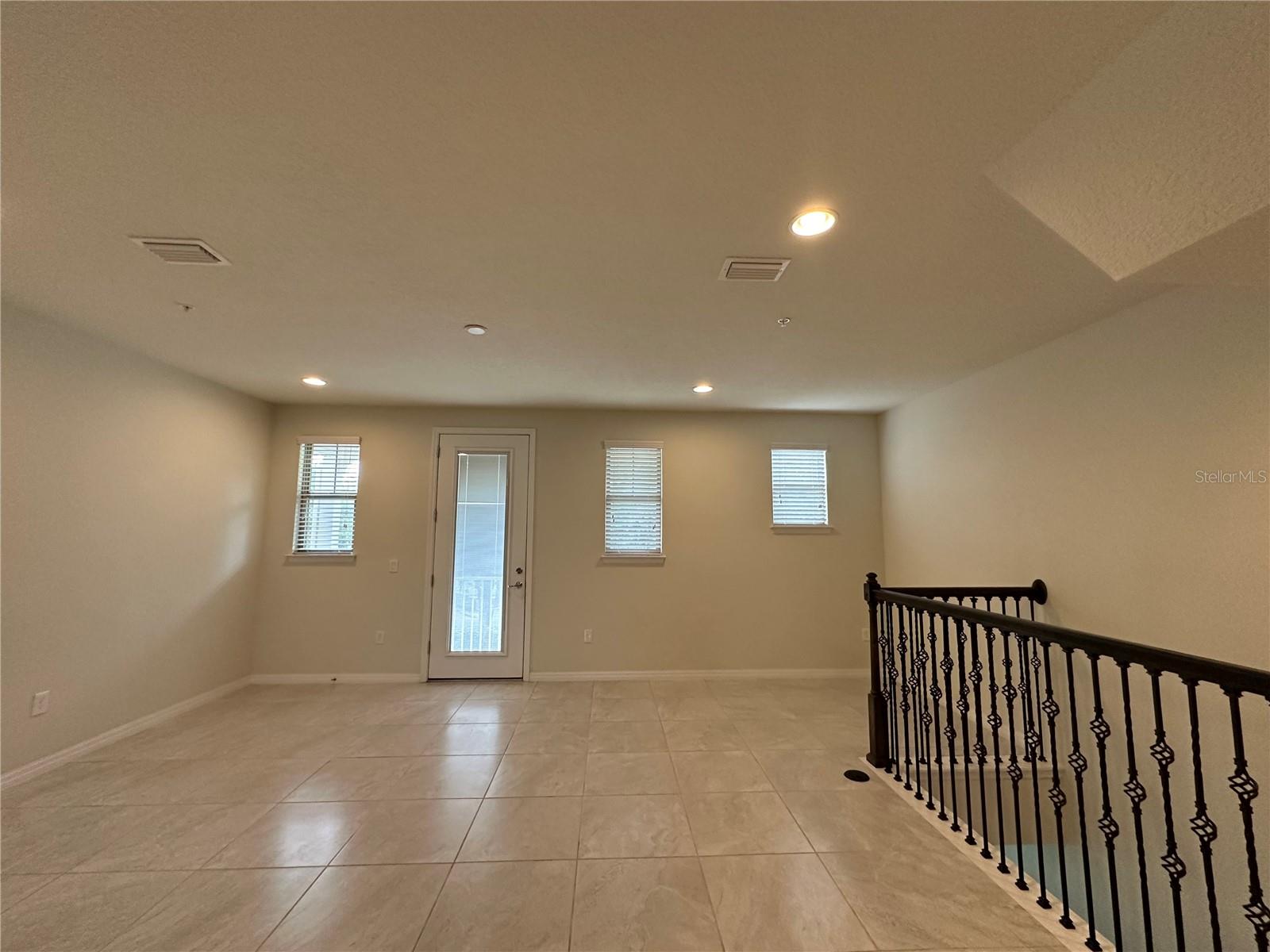 527 Piazza Pt Property Photo 7