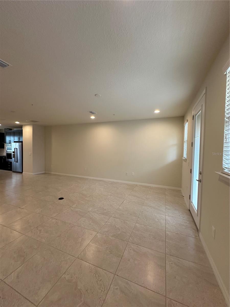 527 Piazza Pt Property Photo 10