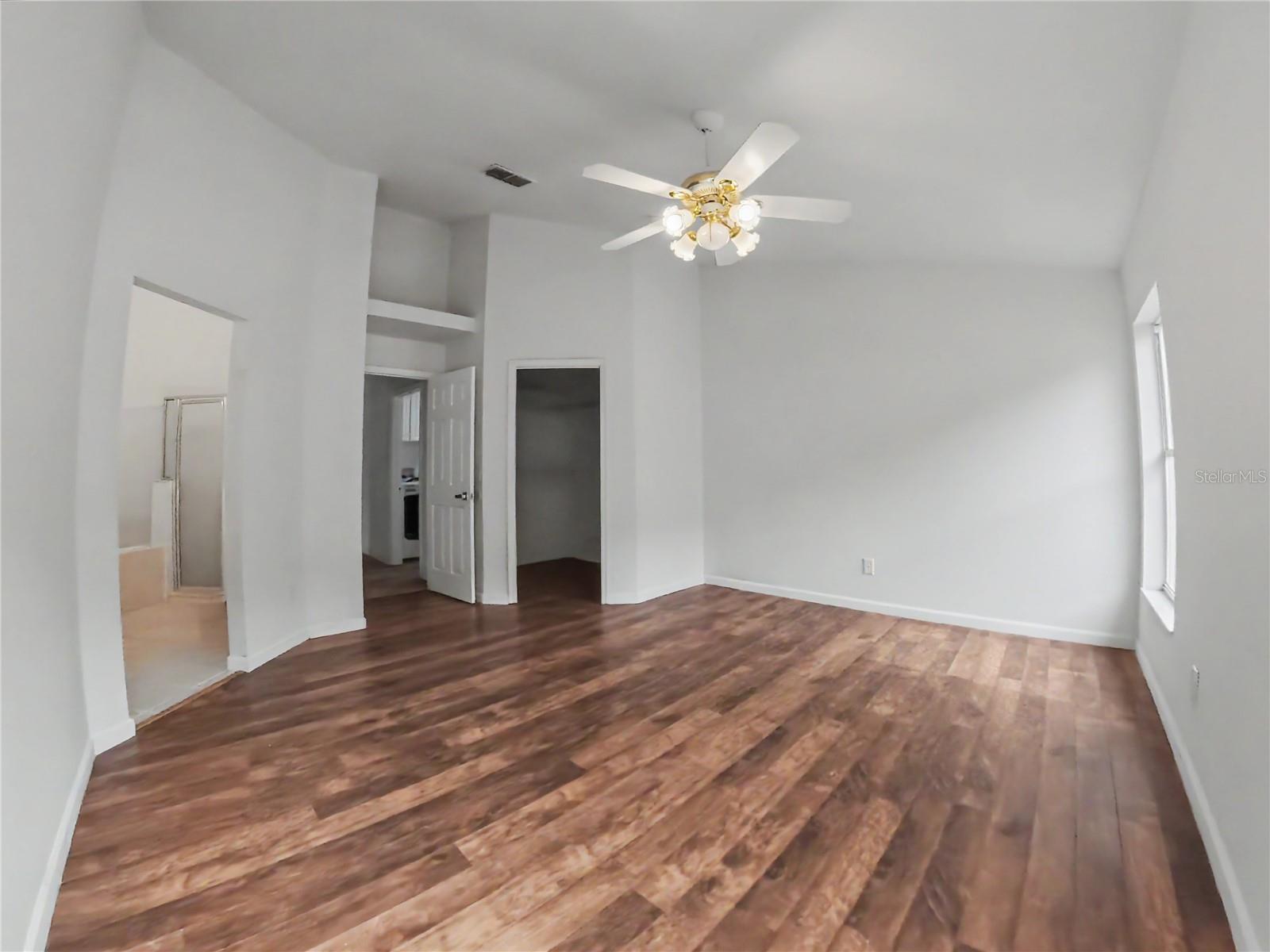 544 Cypress Tree Ct Property Photo 18