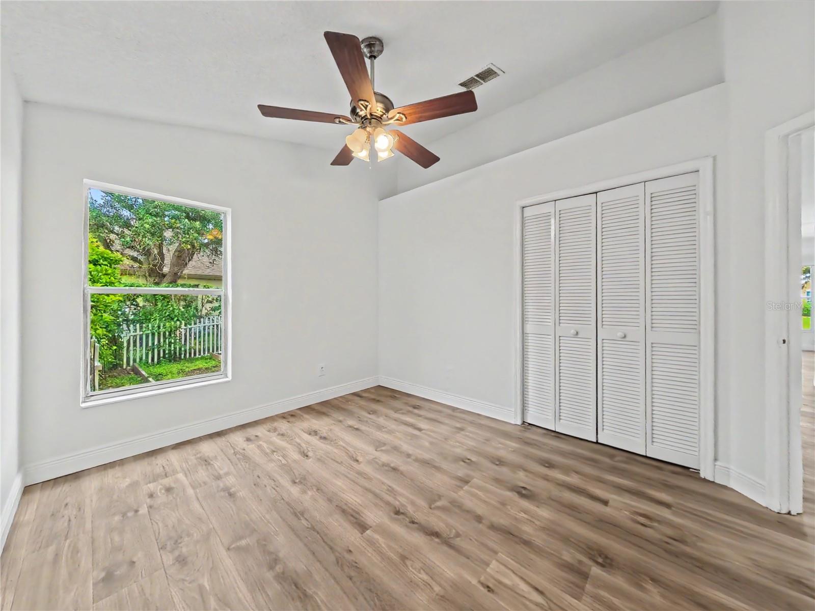 544 Cypress Tree Ct Property Photo 24