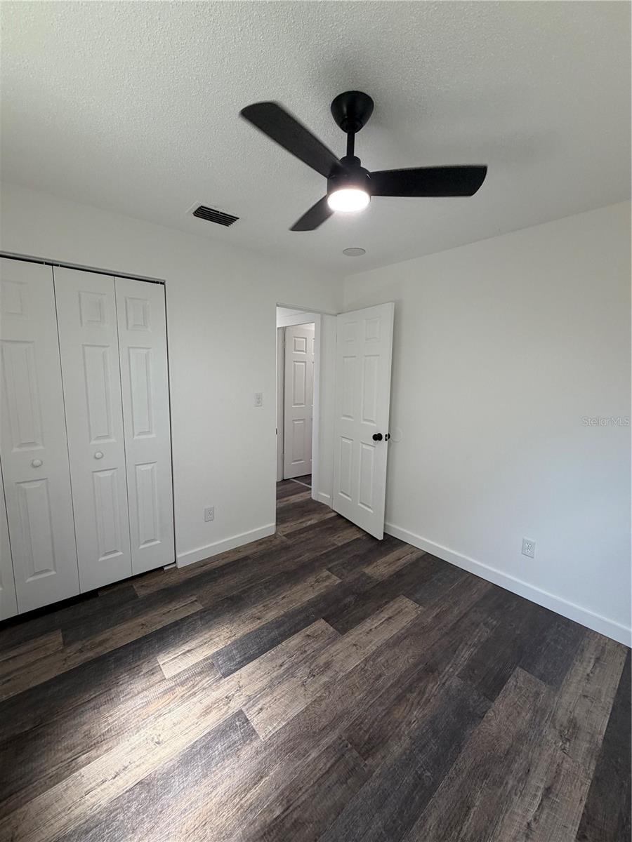 783 Eldridge St Property Photo 15