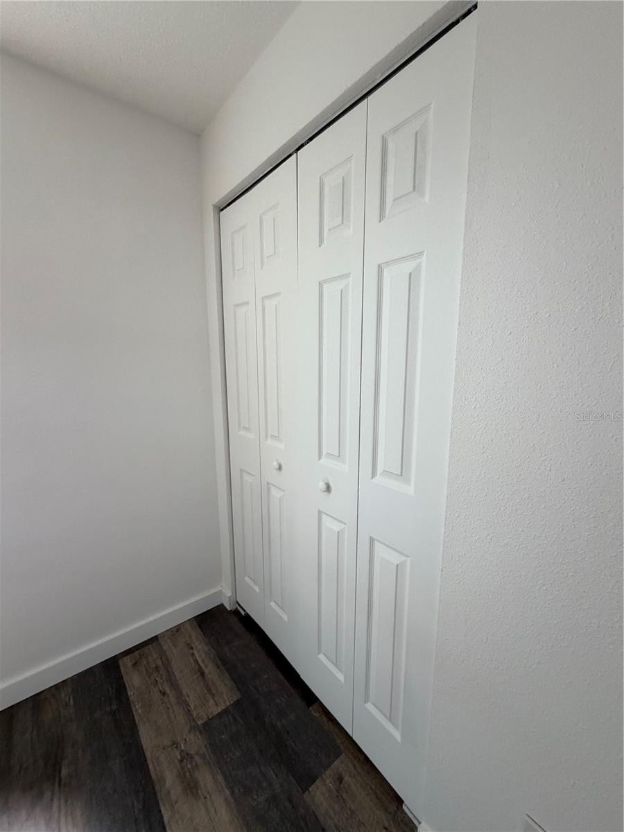 783 Eldridge St Property Photo 16