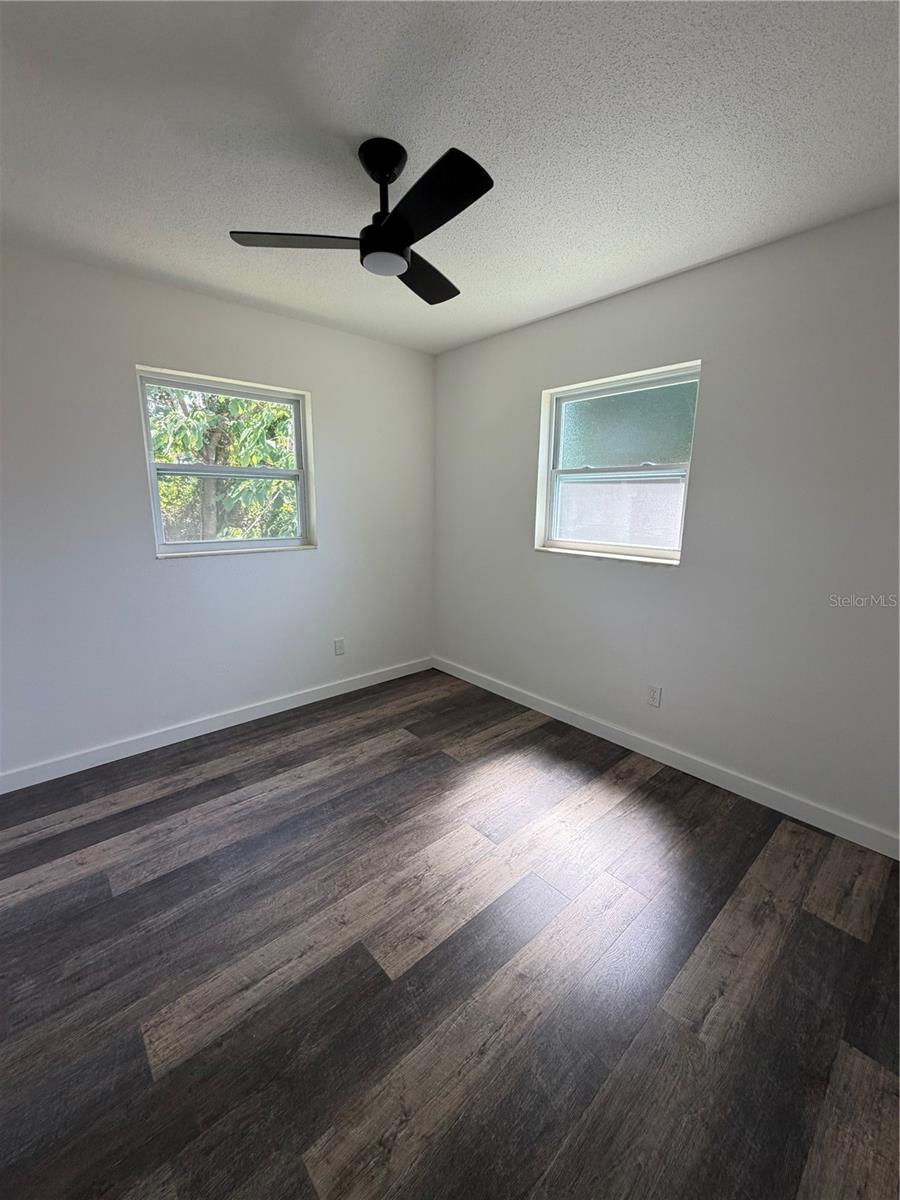 783 Eldridge St Property Photo 19