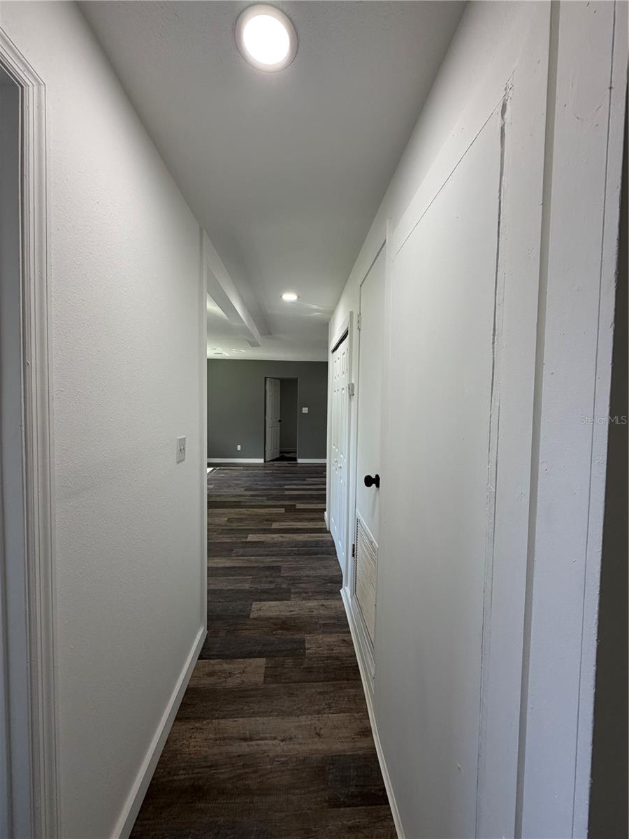 783 Eldridge St Property Photo 25