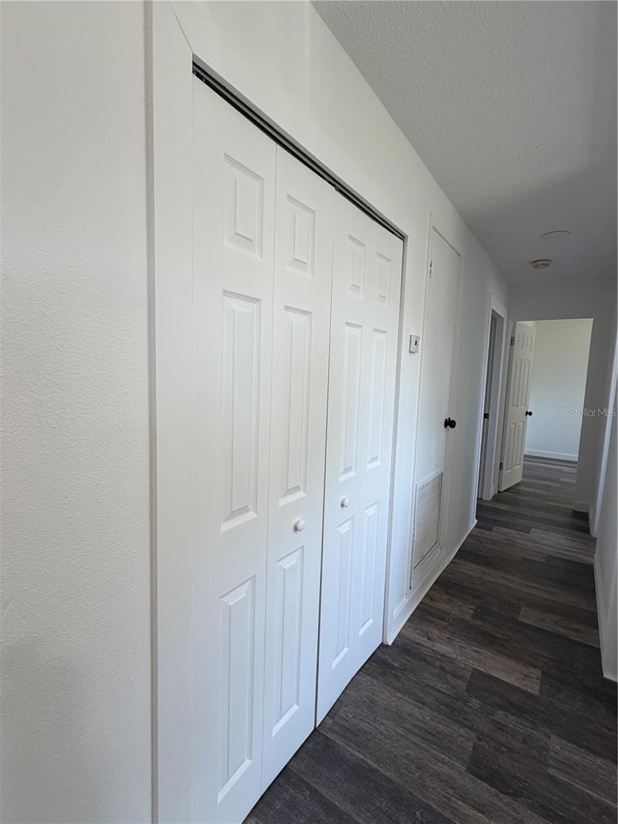 783 Eldridge St Property Photo 26