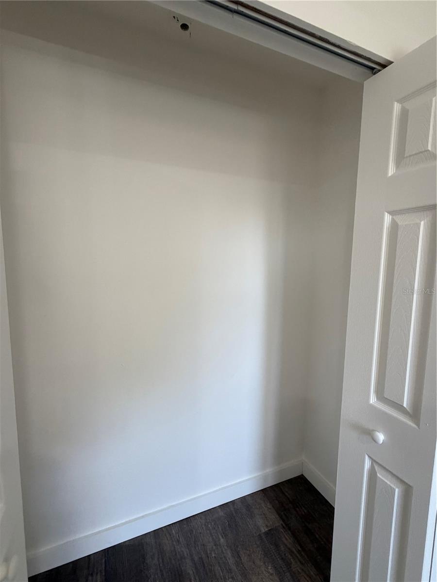 783 Eldridge St Property Photo 27