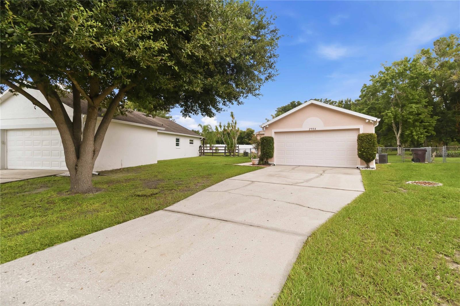 2918 Canoe Cir Property Photo 6