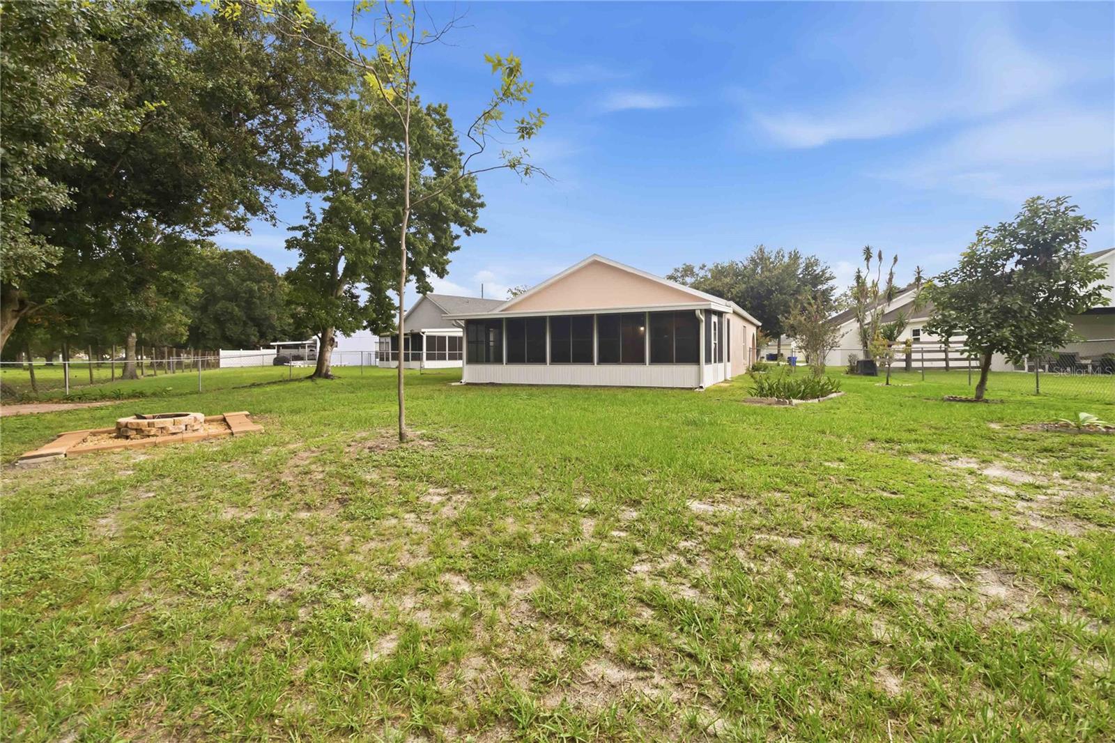 2918 Canoe Cir Property Photo 44