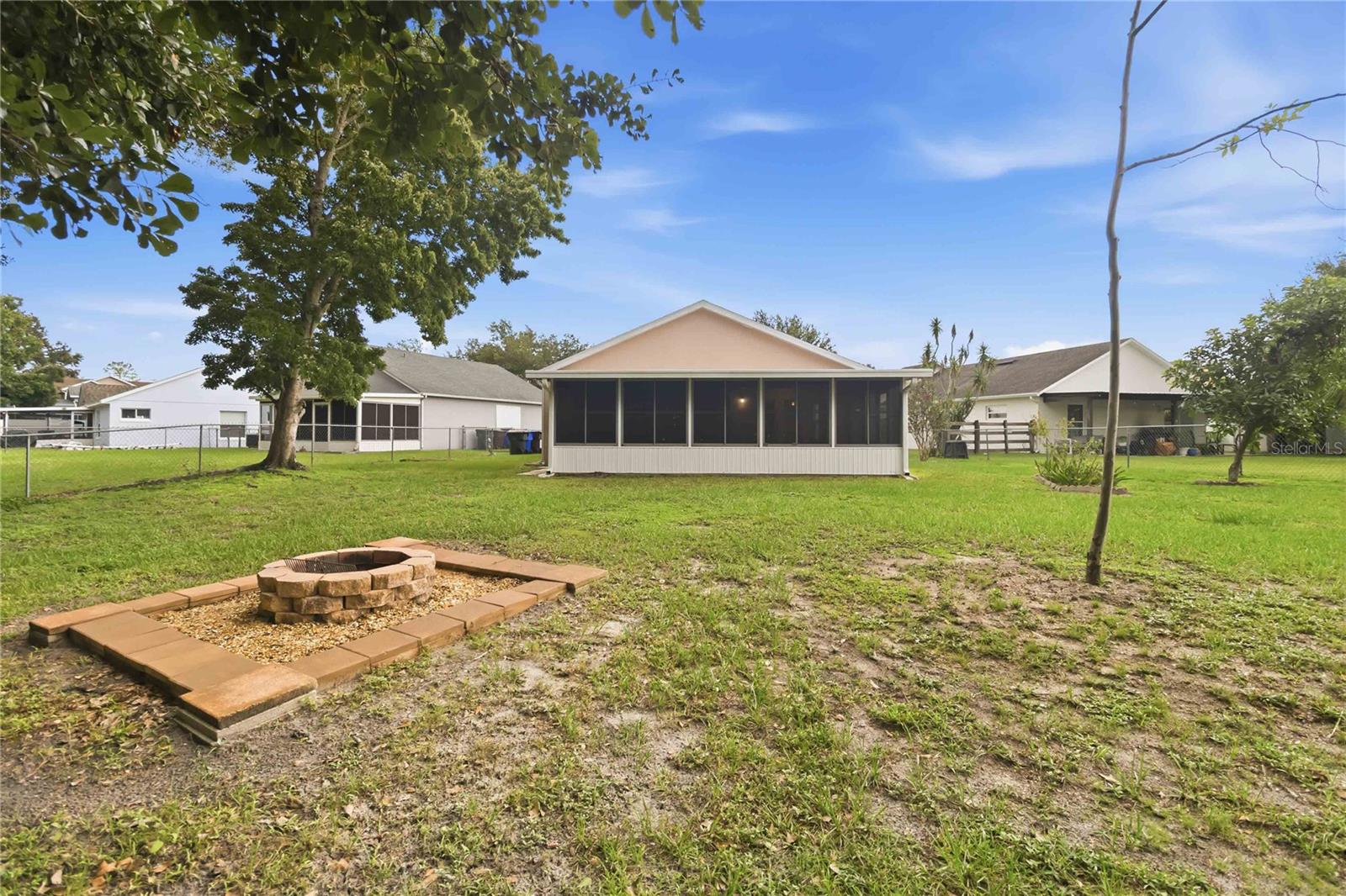 2918 Canoe Cir Property Photo 48