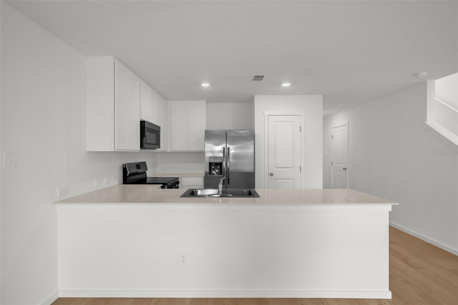 2428 Bevel Ln Property Photo 8