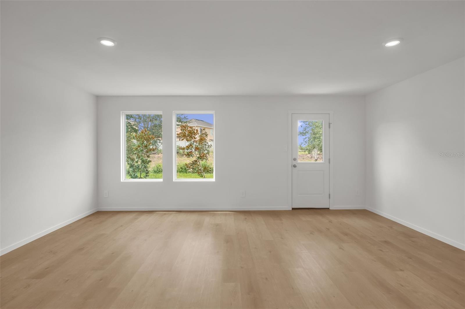 2428 Bevel Ln Property Photo 10