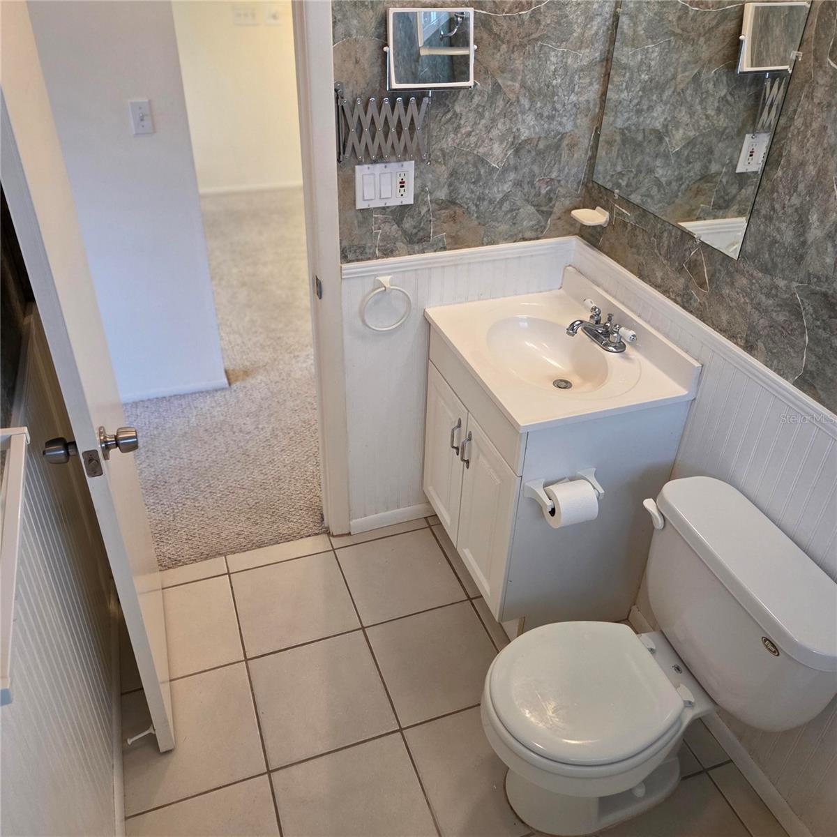 3825 97th Ave N #n/a Property Photo 3