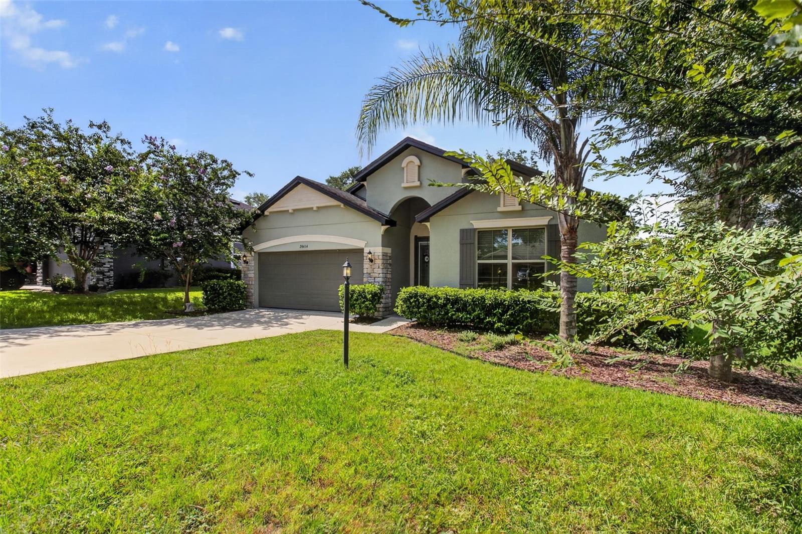 24414 Woodhill Ct Property Photo 4