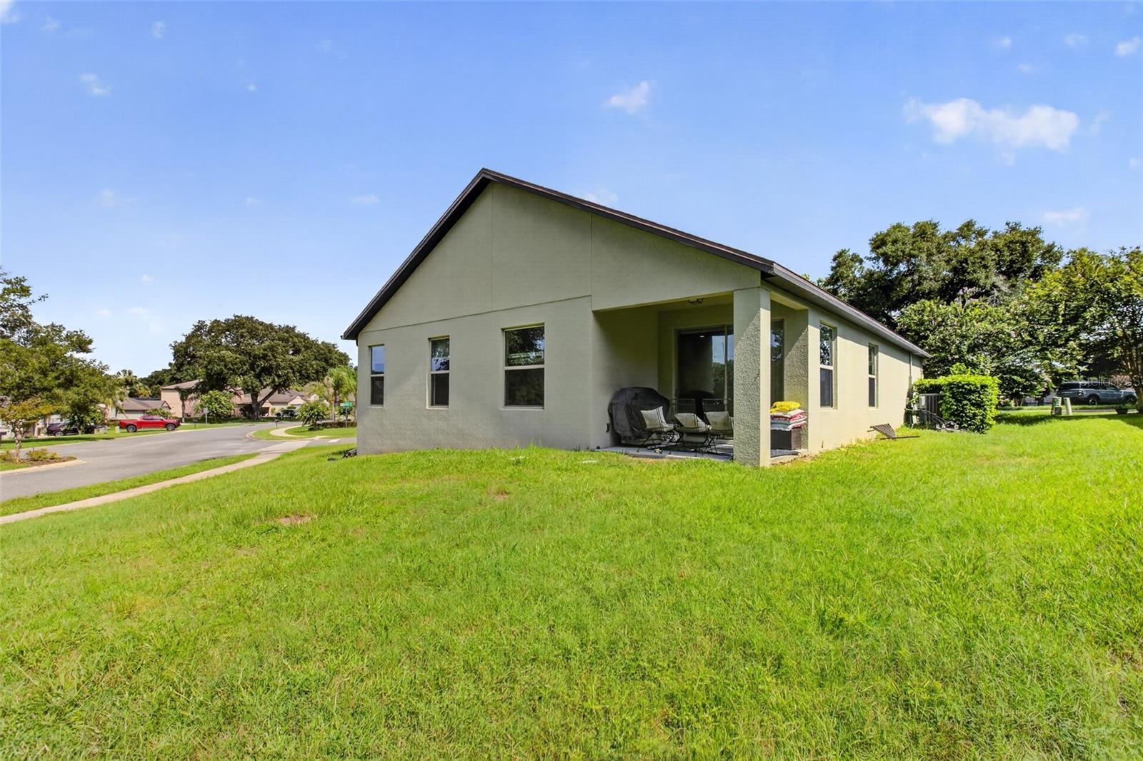 24414 Woodhill Ct Property Photo 37