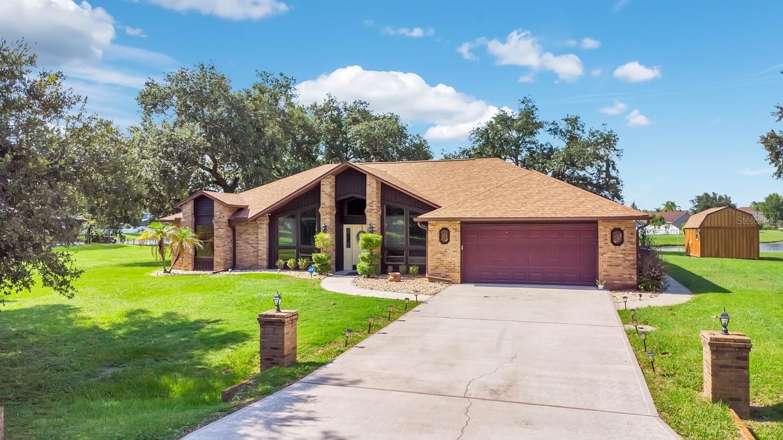 3251 Pinewood Ct Property Photo 4