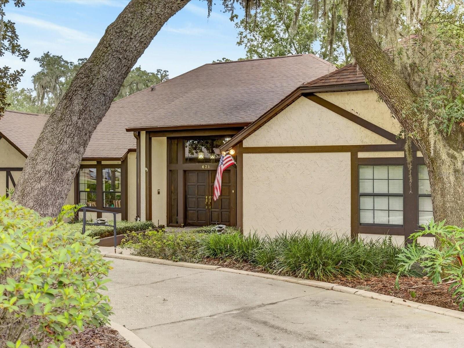671 Quietwater Cv Property Photo 6