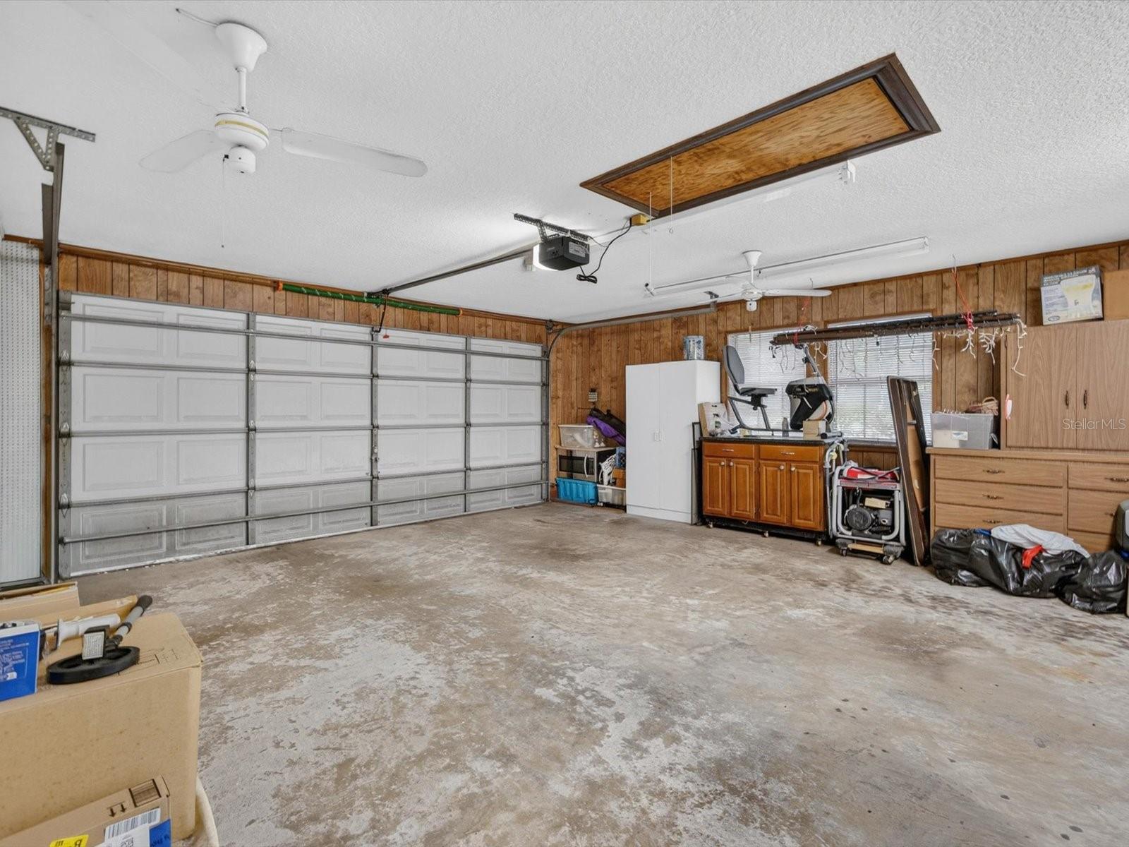 671 Quietwater Cv Property Photo 39