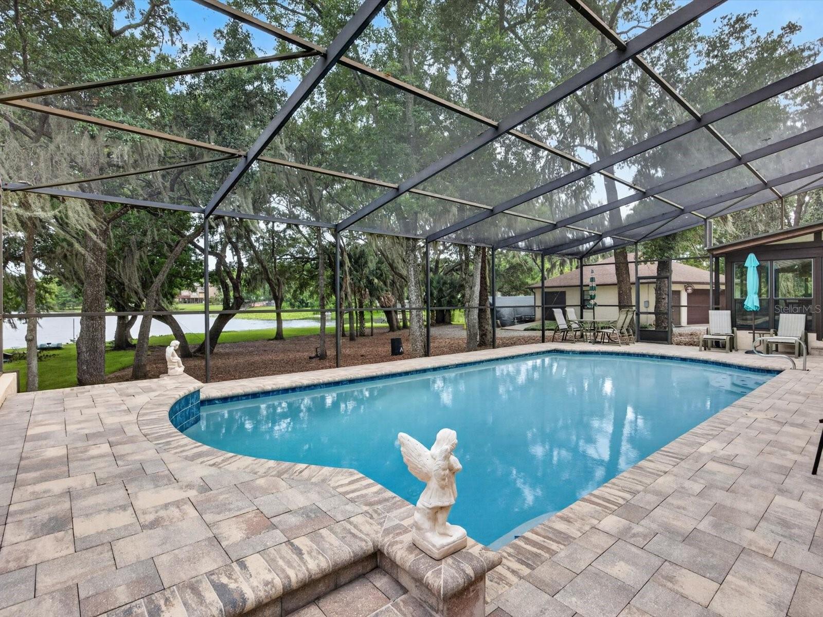 671 Quietwater Cv Property Photo 44