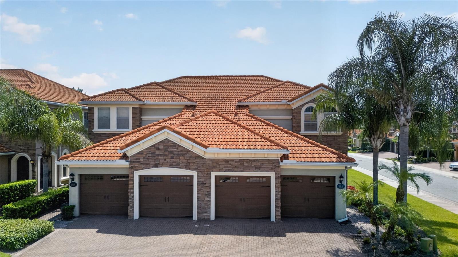 8915 DELLA SCALA CIR
