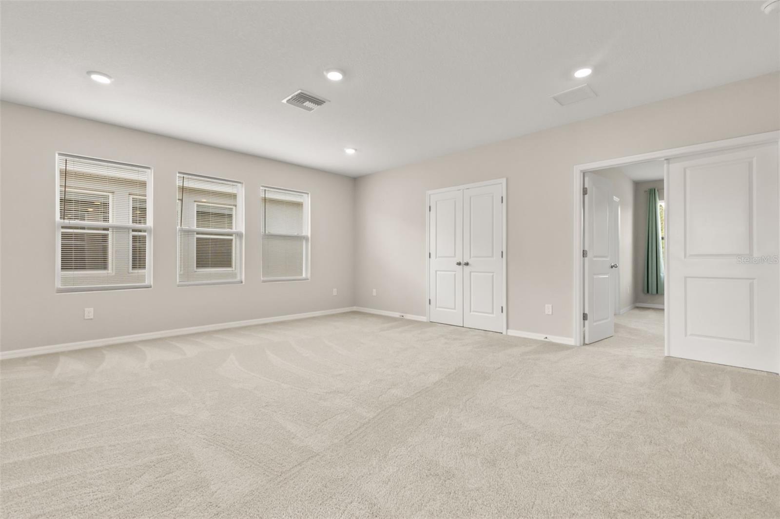 6764 Broad River Ave Property Photo 27